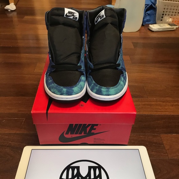Jordan 1 Retro High Tie-Dye (Size 9W)